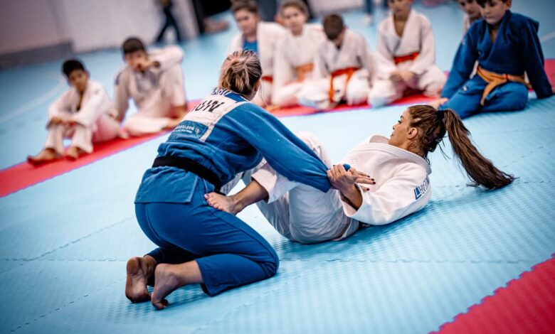 Judo-legenda, egyben Power Slap-világbajnok tartott edzést Tiszaszigeten - Szegedi hírek | Szeged365