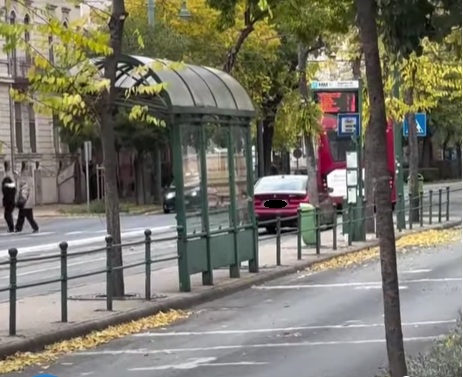 Újabb pofátlan szegedi sofőr: a villamossínen vágtatott végig (videó) - Szegedi hírek | Szeged365